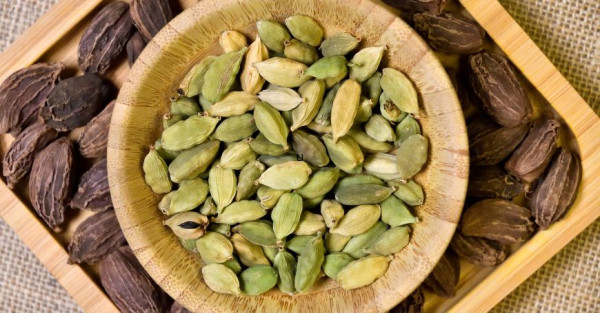 Cardamome : Qu'est-ce que c'est, Propriétés et Usages Culinaires