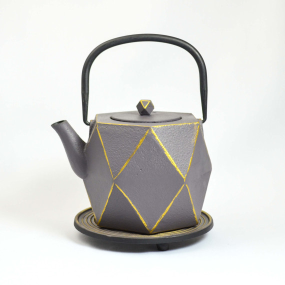 Japanese Koshi cast iron teapot