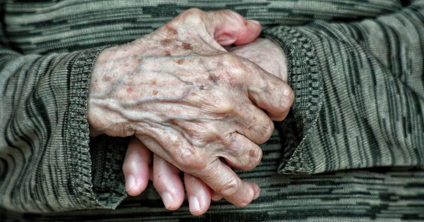 hands of an elderly man with osteoporosis